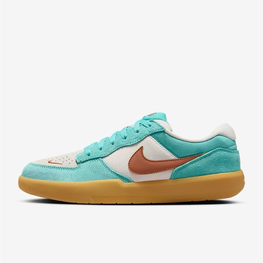Brand new unisex Nike SB Force 58 size 9.5 women. 8 men